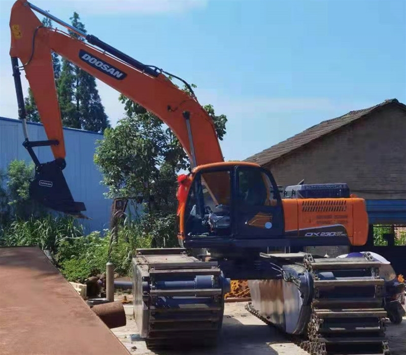 水陸挖掘機(jī)